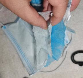 स्वच्छता वातावरण के लिए उच्च श्वसन क्षमता डिस्पोजेबल फेस मास्क वजन 20 X 22 X 25g आपूर्तिकर्ता